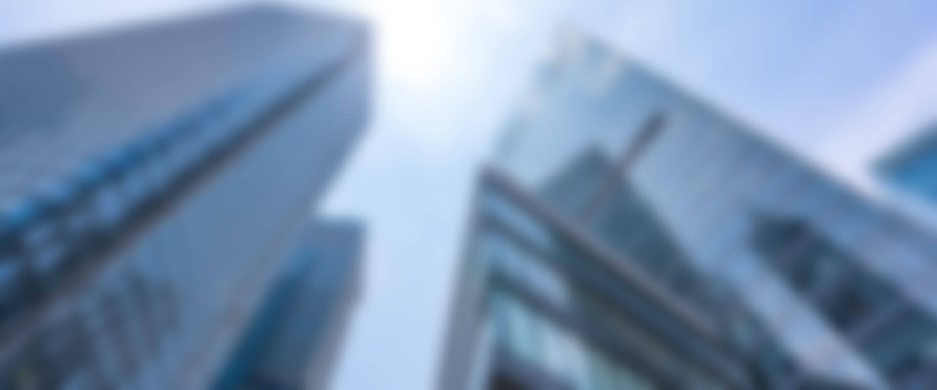 Blick von unten auf das Firmengebäude